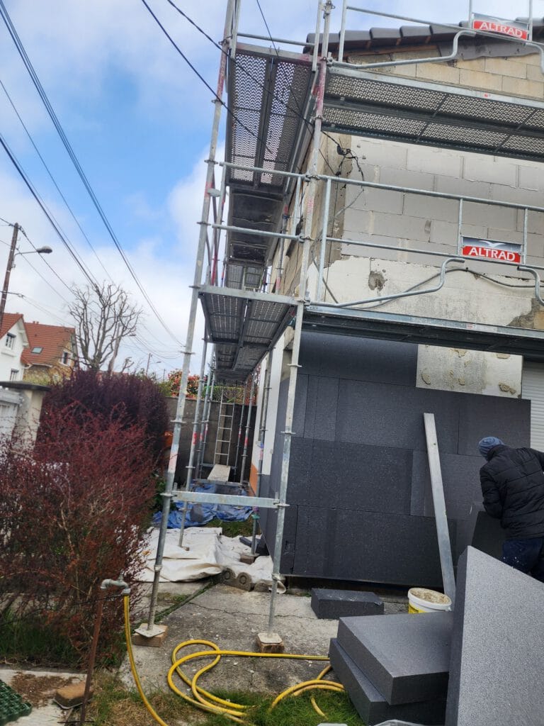 chantier-isolation-thermique-exterieur-idf