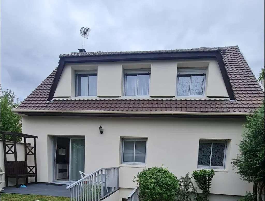 immeuble isolé en Ile de France par Cobatis SM